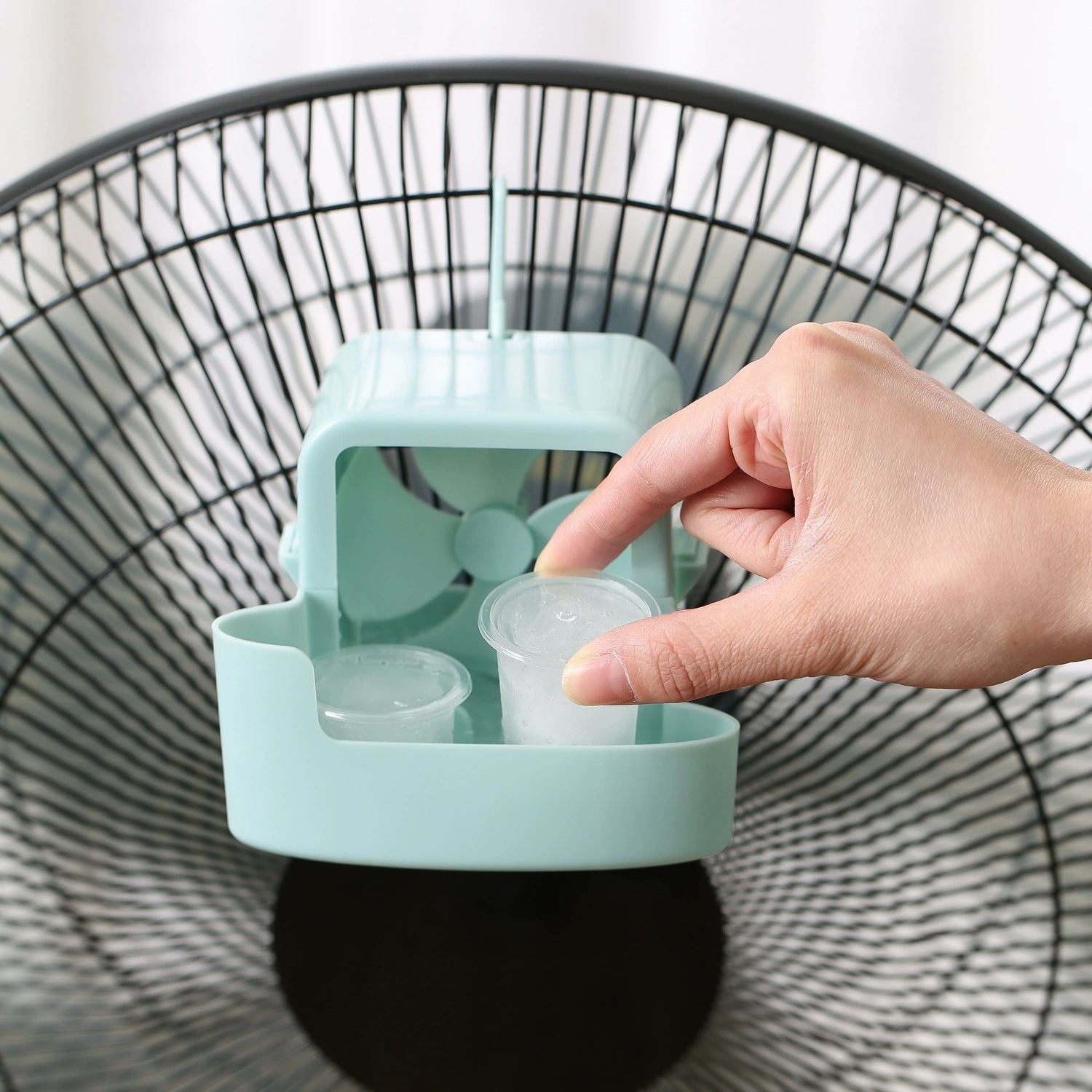 Clip-On Ice Cooling Fan, Porta - Outdoor Camping Essentials recension och pris